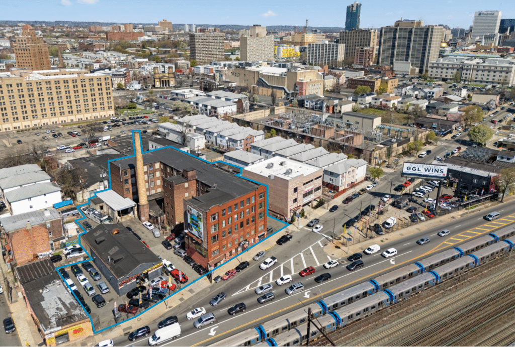 MULBERRY ST & MCCARTER HWY– NEWARK, NJ 07102